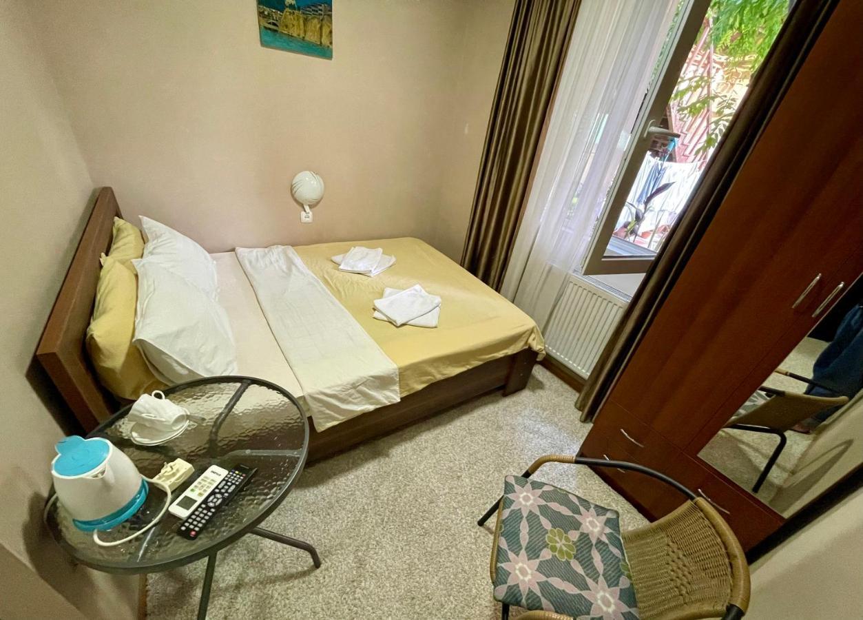 Hotel Maria ティビリシ エクステリア 写真